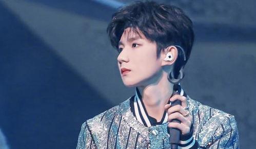 娱乐吃瓜酱王源,从TFBOYS到独立音乐人，成长与挑战并存的娱乐圈之路