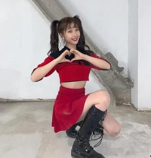娱乐圈吃天瓜的视频,天瓜视频背后的精彩瞬间